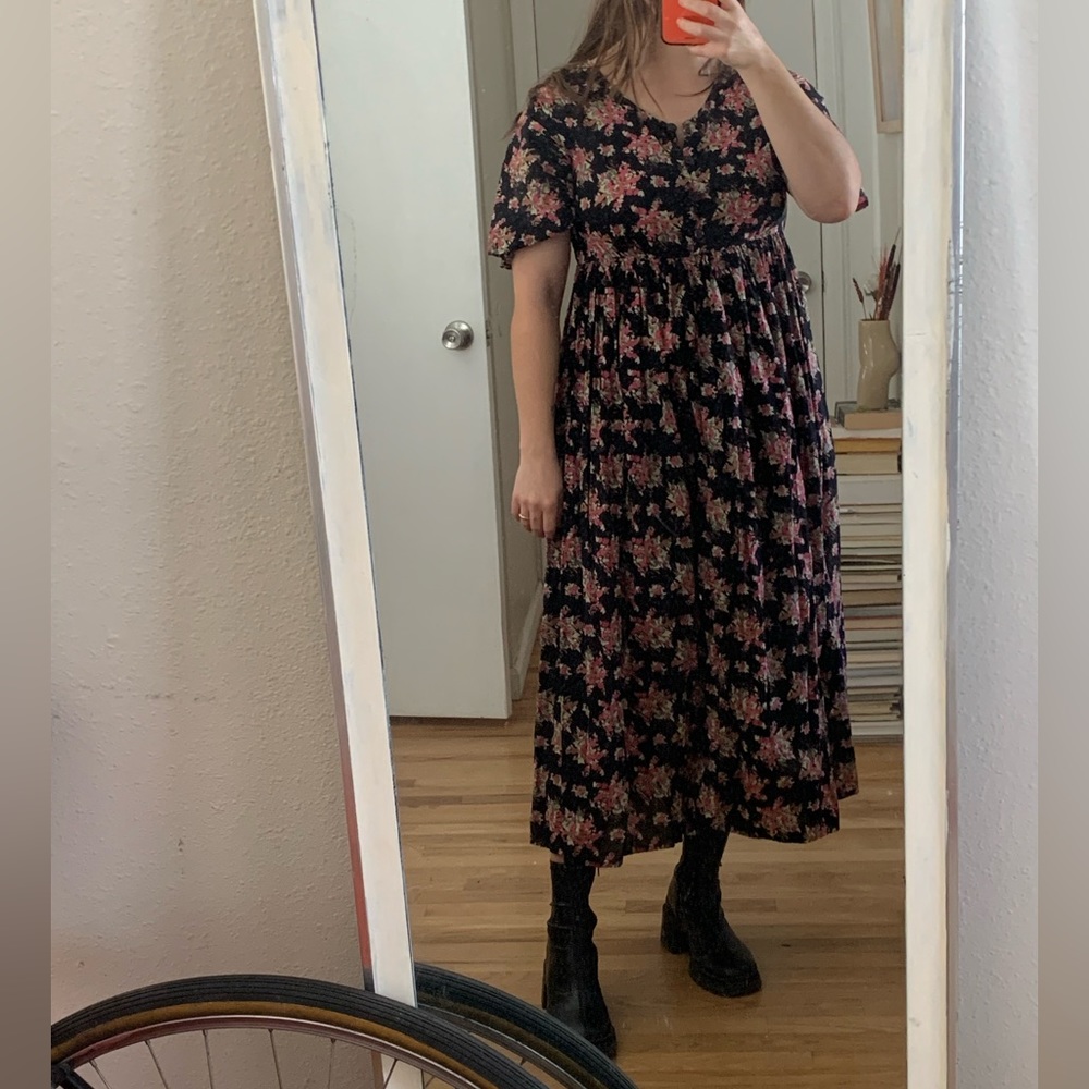 Vintage Floral Midi Dress